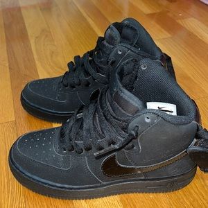 Nike Air Force 1 High - Black 4Y